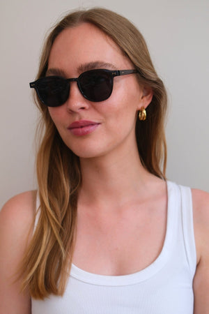 „Kia“ akiniai nuo saulės - juodi