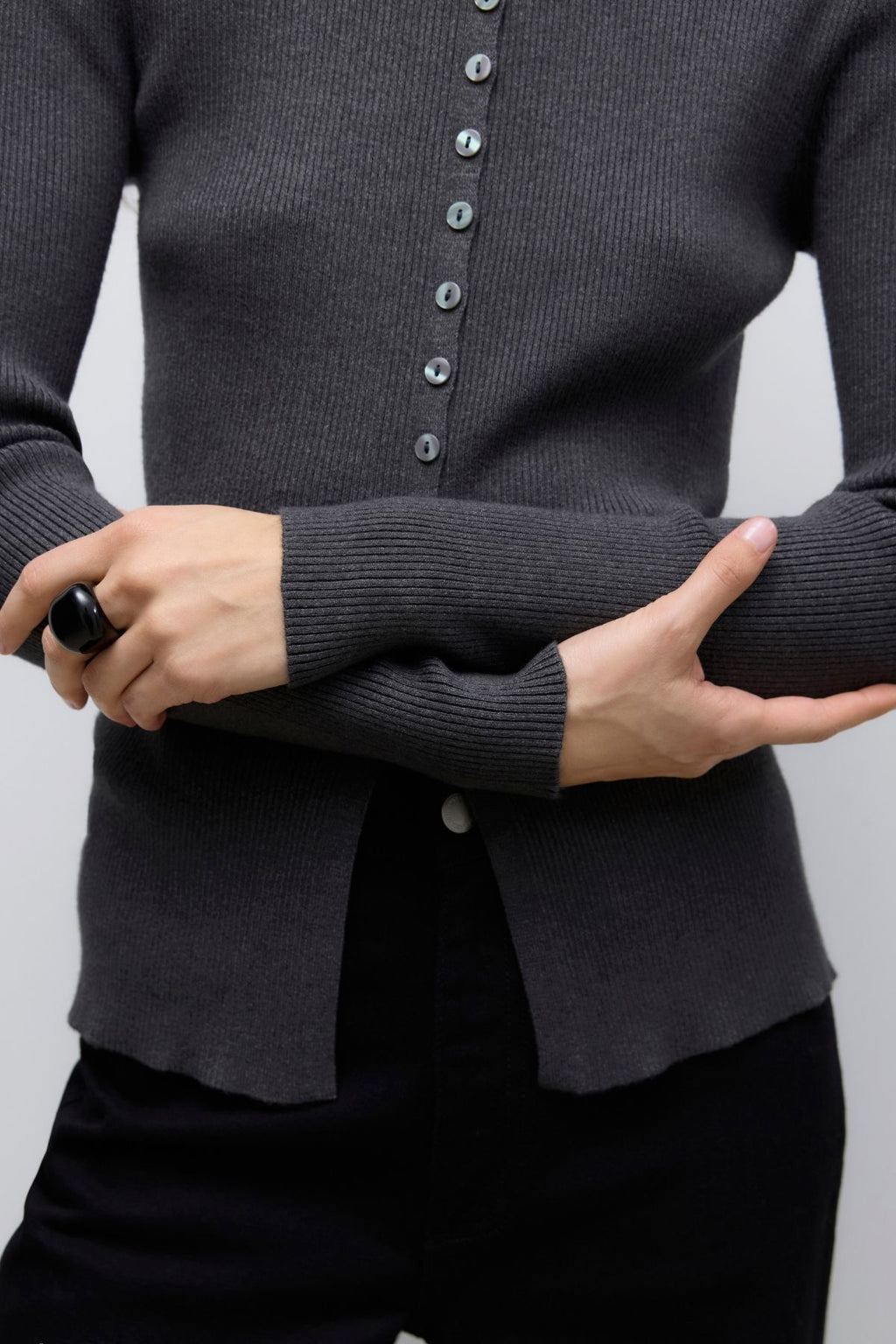 Ukino O-Neck Knit Cardigan - Dark Grey Melange