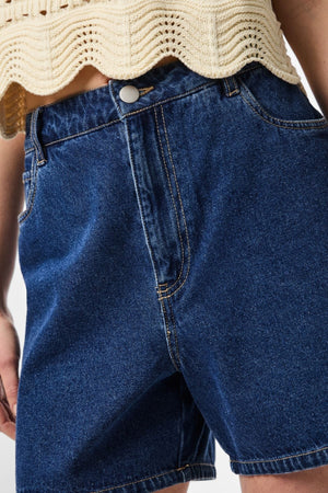 Abbi Shorts - Vidutiniškai mėlynas džinsinis audinys