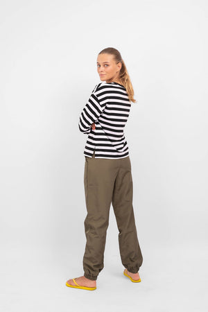 „Nelli“ megztinis ilgomis rankovėmis - juodas