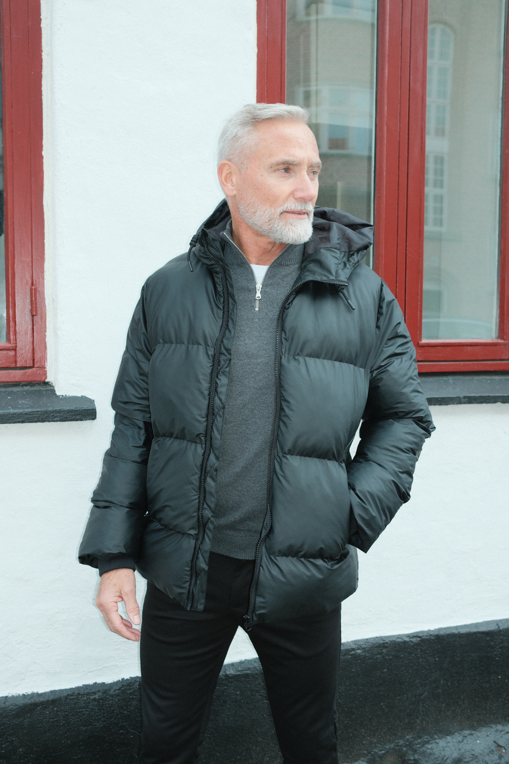 Dengta striukė su gobtuvu - alyvuogių spalvos