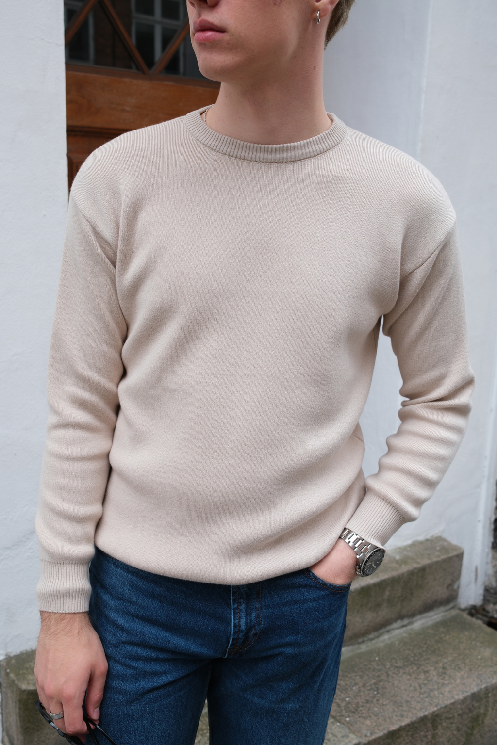 „Crewneck“ megztinis - lengvas smėlio spalvos