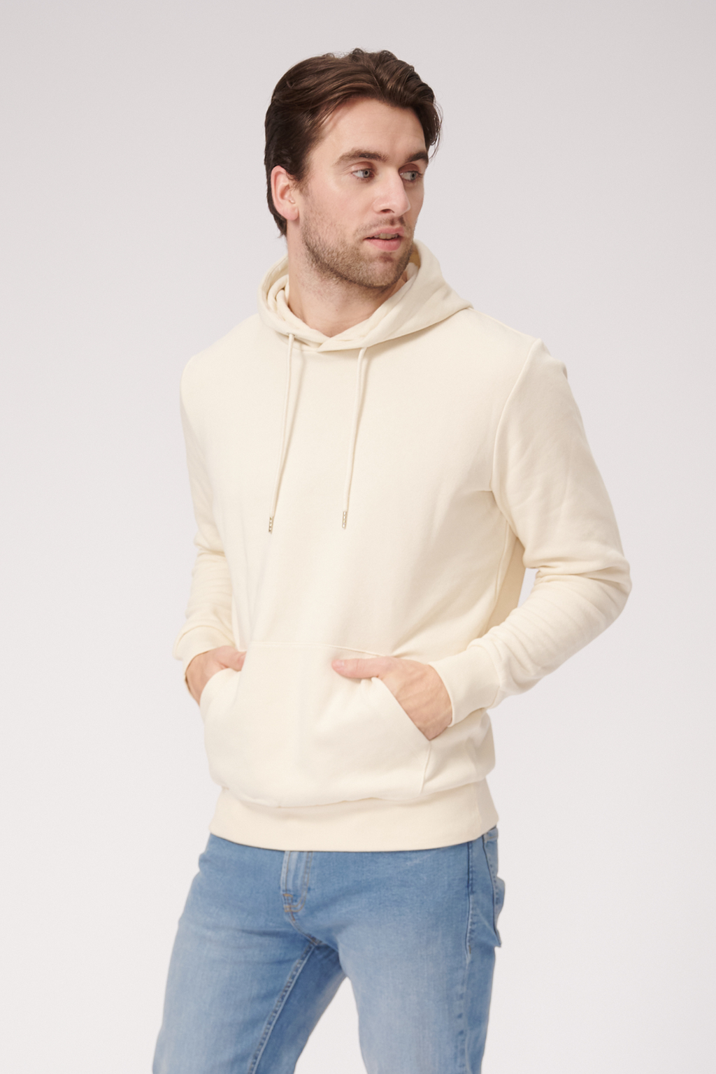 Basic Hoodie prakaitas - lengvas smėlio spalvos