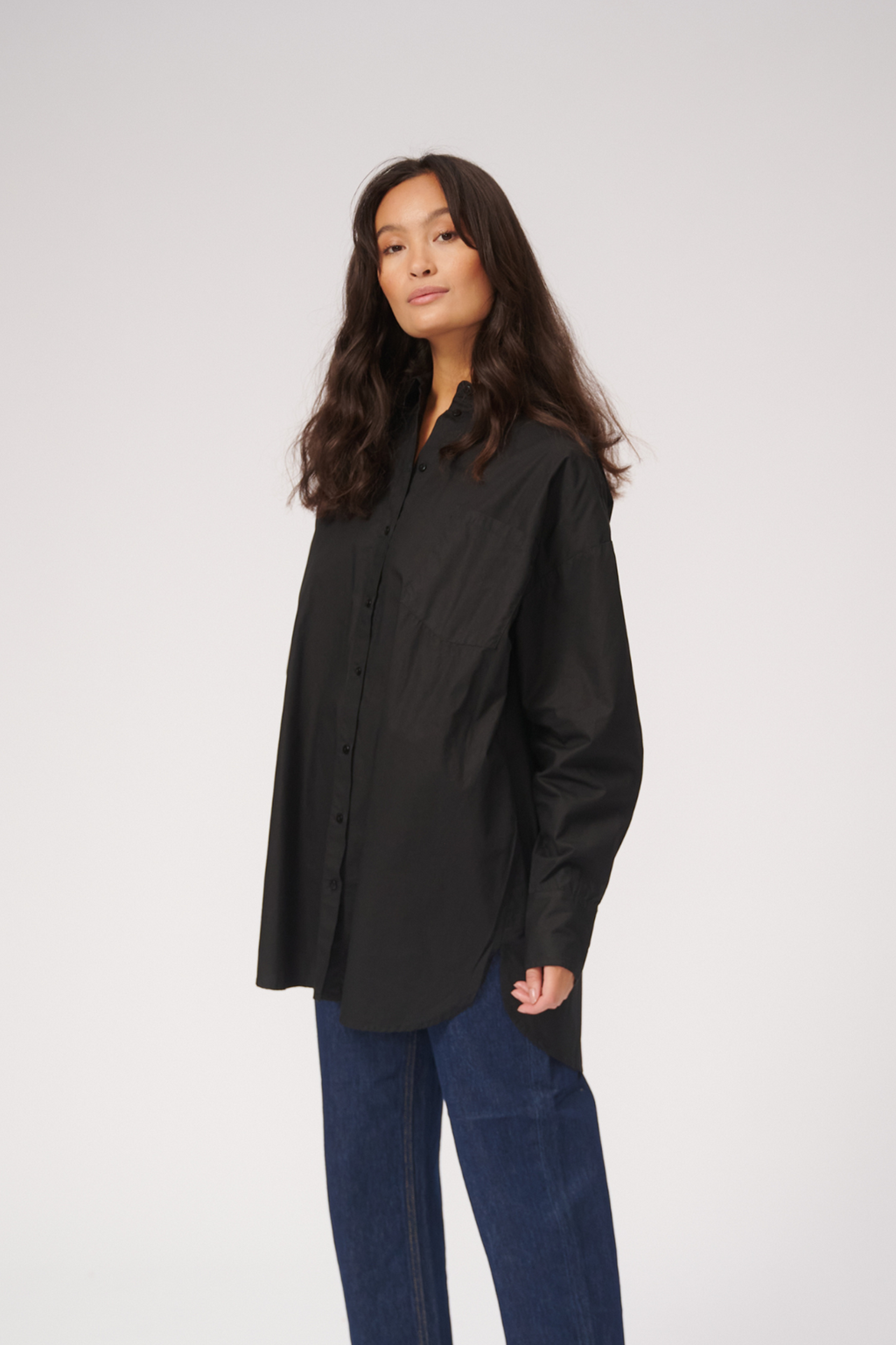 Negabaritiniai marškiniai - juodi