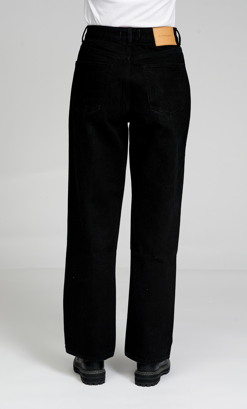 The Original Performance Loose Jeans - Black Denim