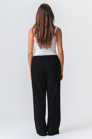 Lėja laisva Pants - juoda