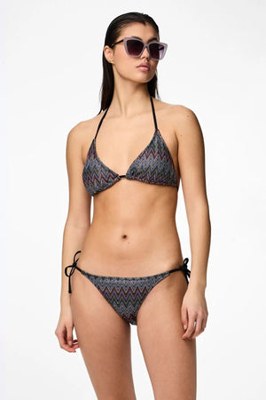 „Ada Bikini“ megztas Brazilija – kiaušinių riešutų žakardo raštas