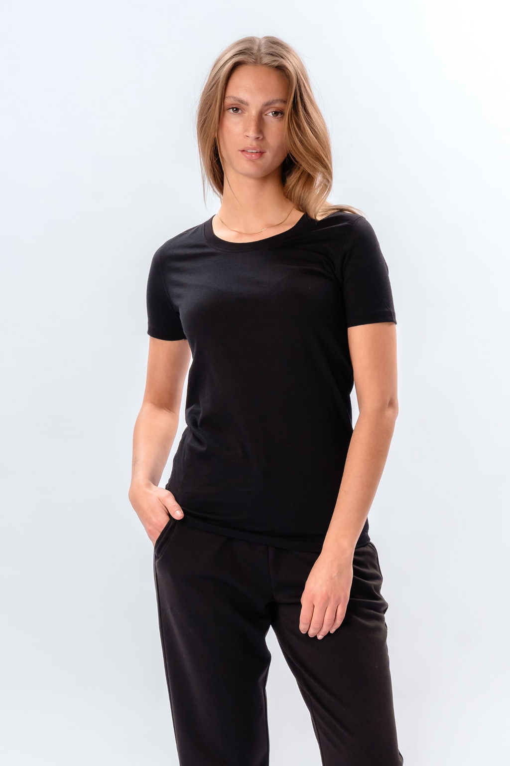 Fitted T-shirt - Black