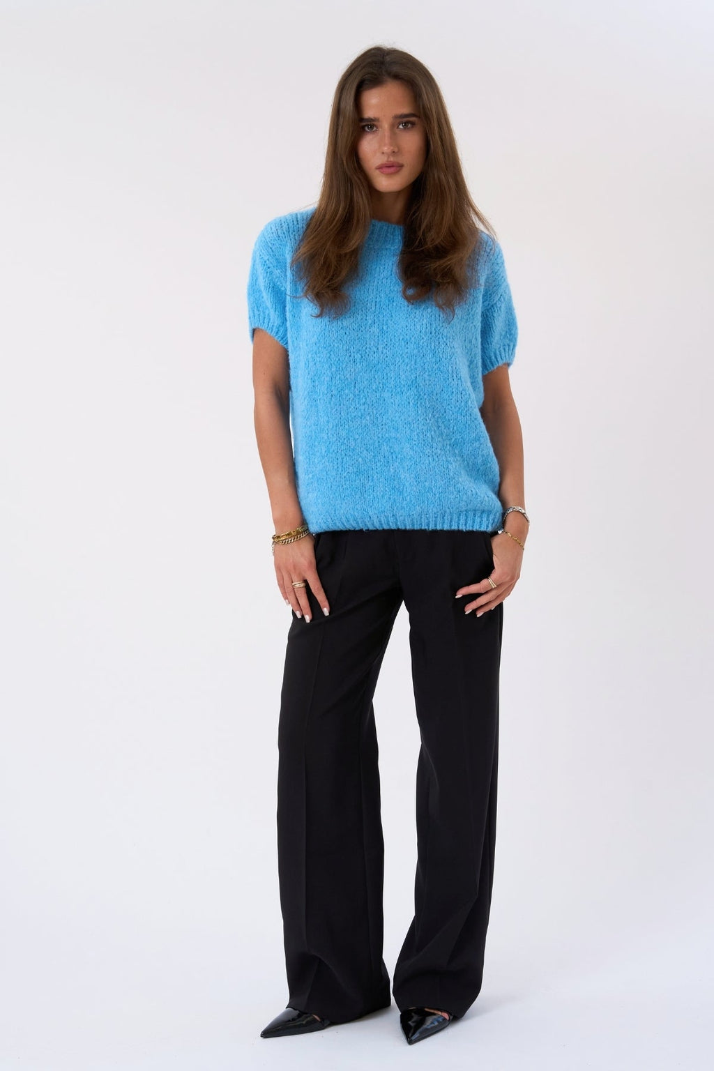 Chloe trikotažas trumpomis rankovėmis – šviesiai mėlynas