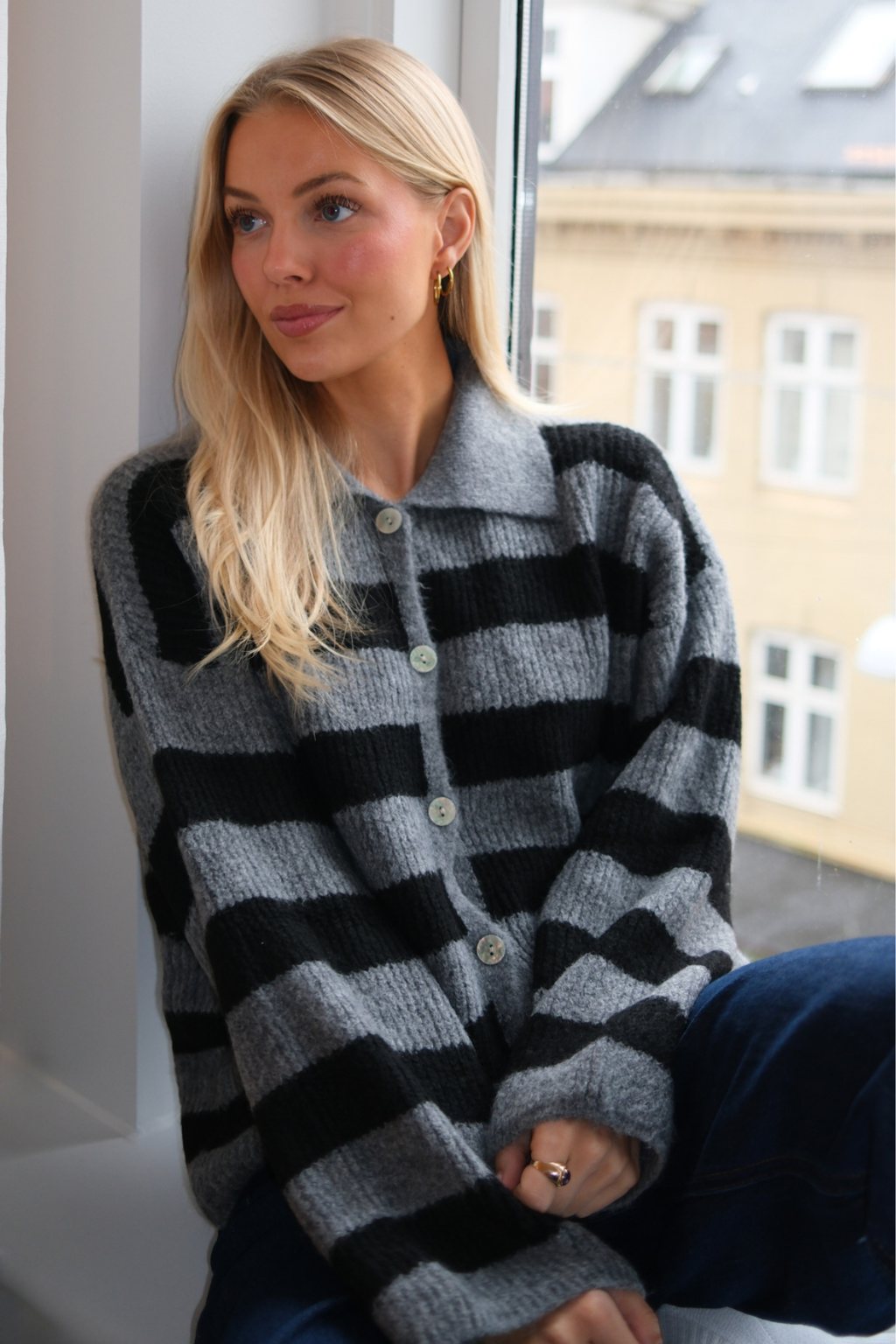 Josie Polo Knit – pilka/juoda