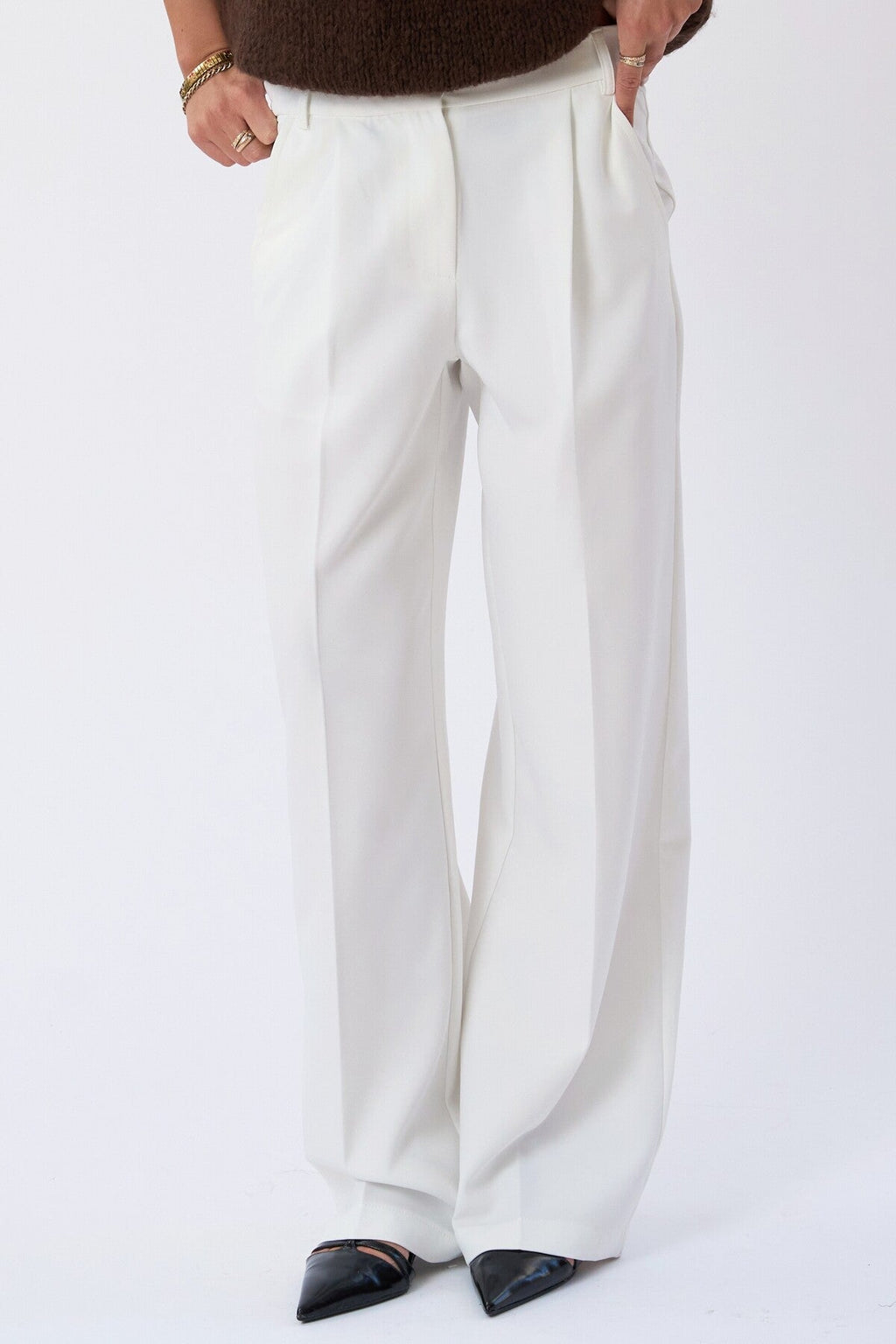 Mila Wide Pants - Nespalvotas