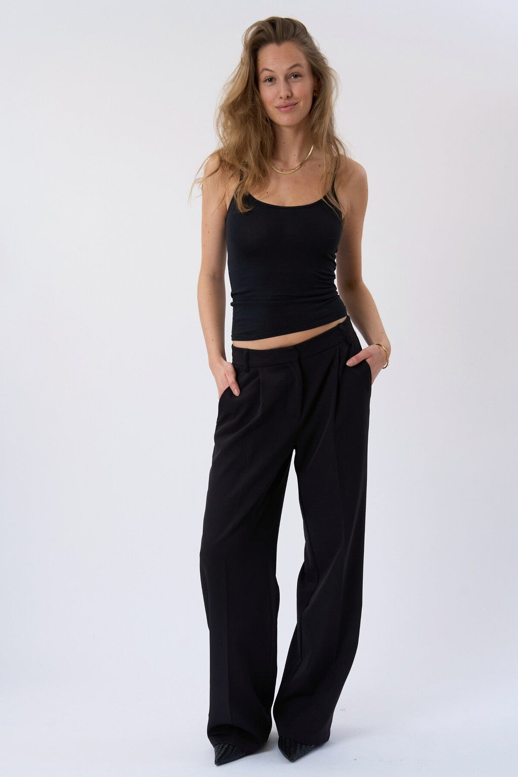 Mila Wide Pants - Juoda