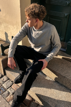 Megztinis apvaliu kaklu - Pilkas melanžas