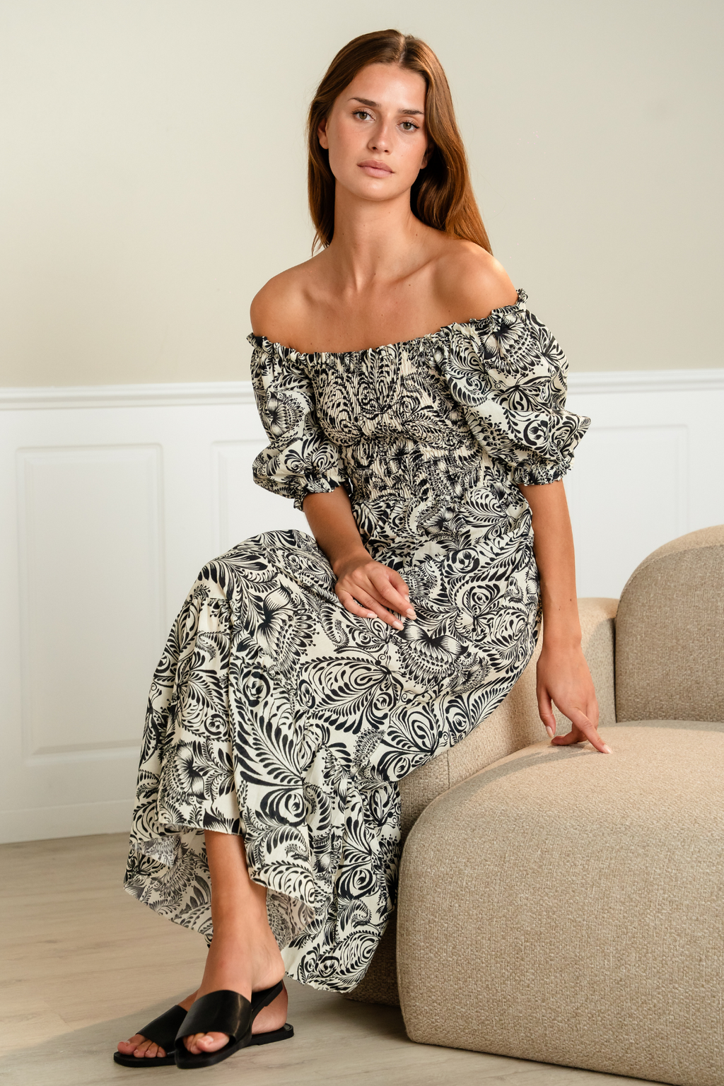 Lia suknelė - juoda