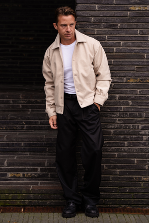 Masono striukė - akmuo