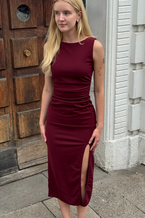 Lucia suknelė - Burgundija