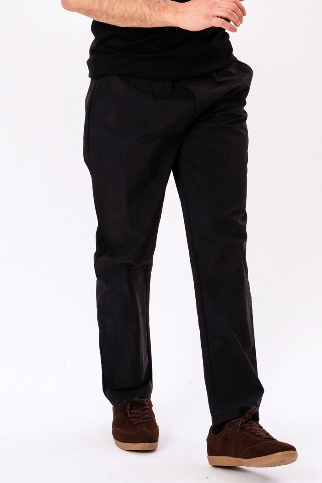 Džonatanas Pants - Juoda