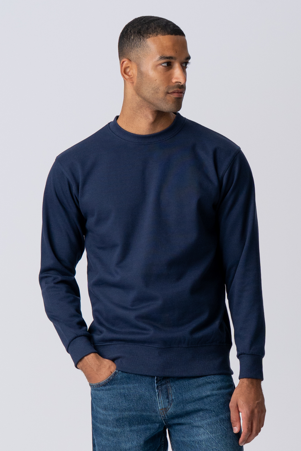 Essential Crewneck – Navy