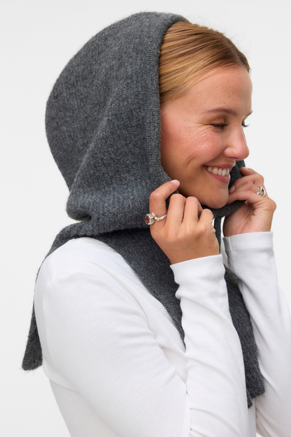 Elena Balaclava - tamsiai pilka melange