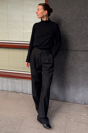 Amelia megztas - juoda