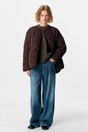 Allie dygsniuota striukė - „Java“