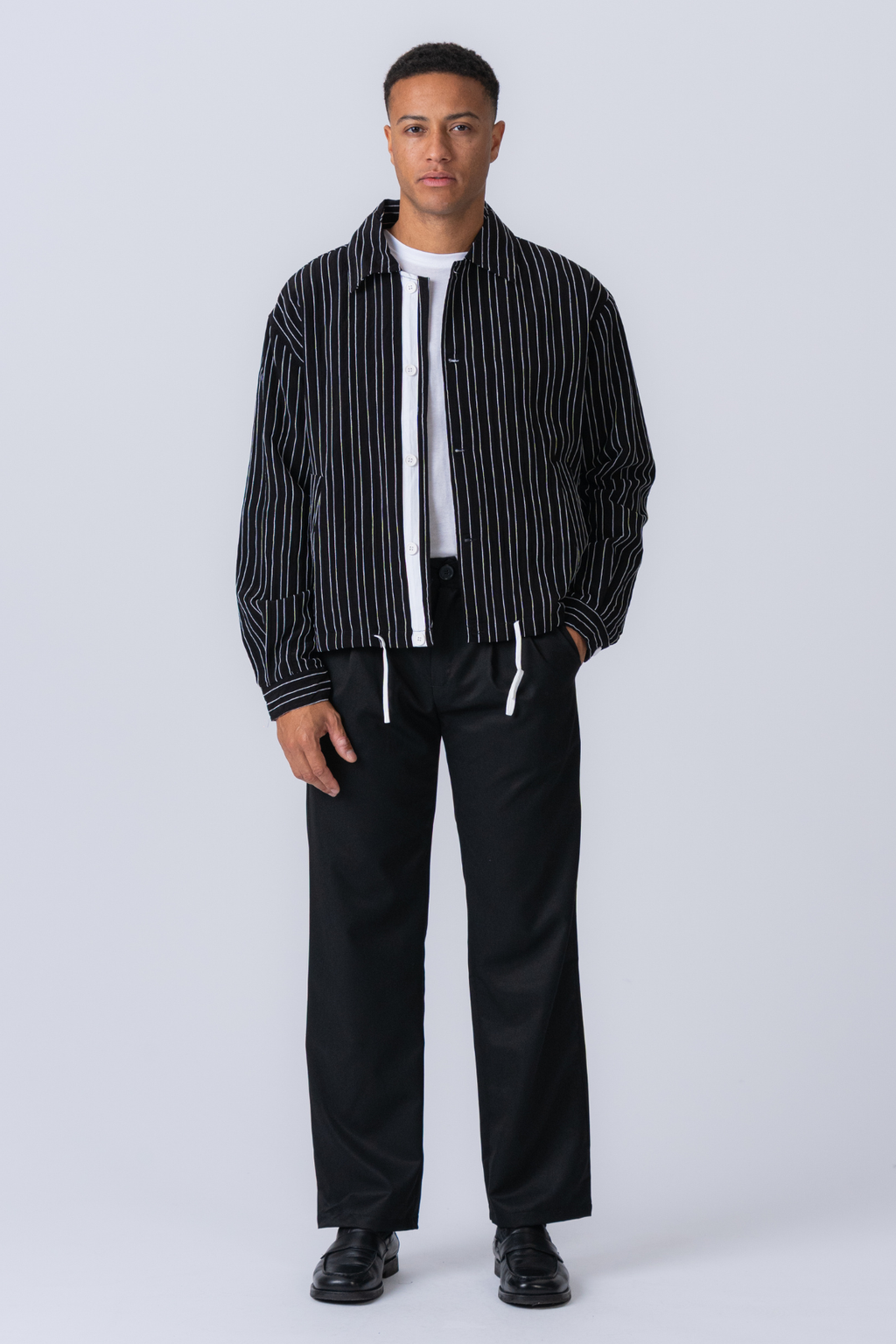 Ezra striukė - juoda