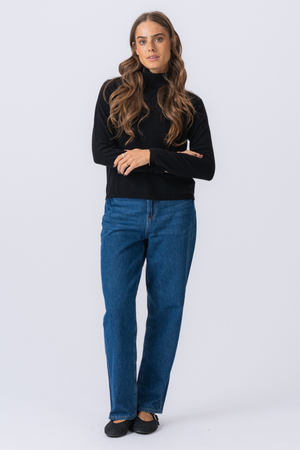 Amelia megztas - juoda