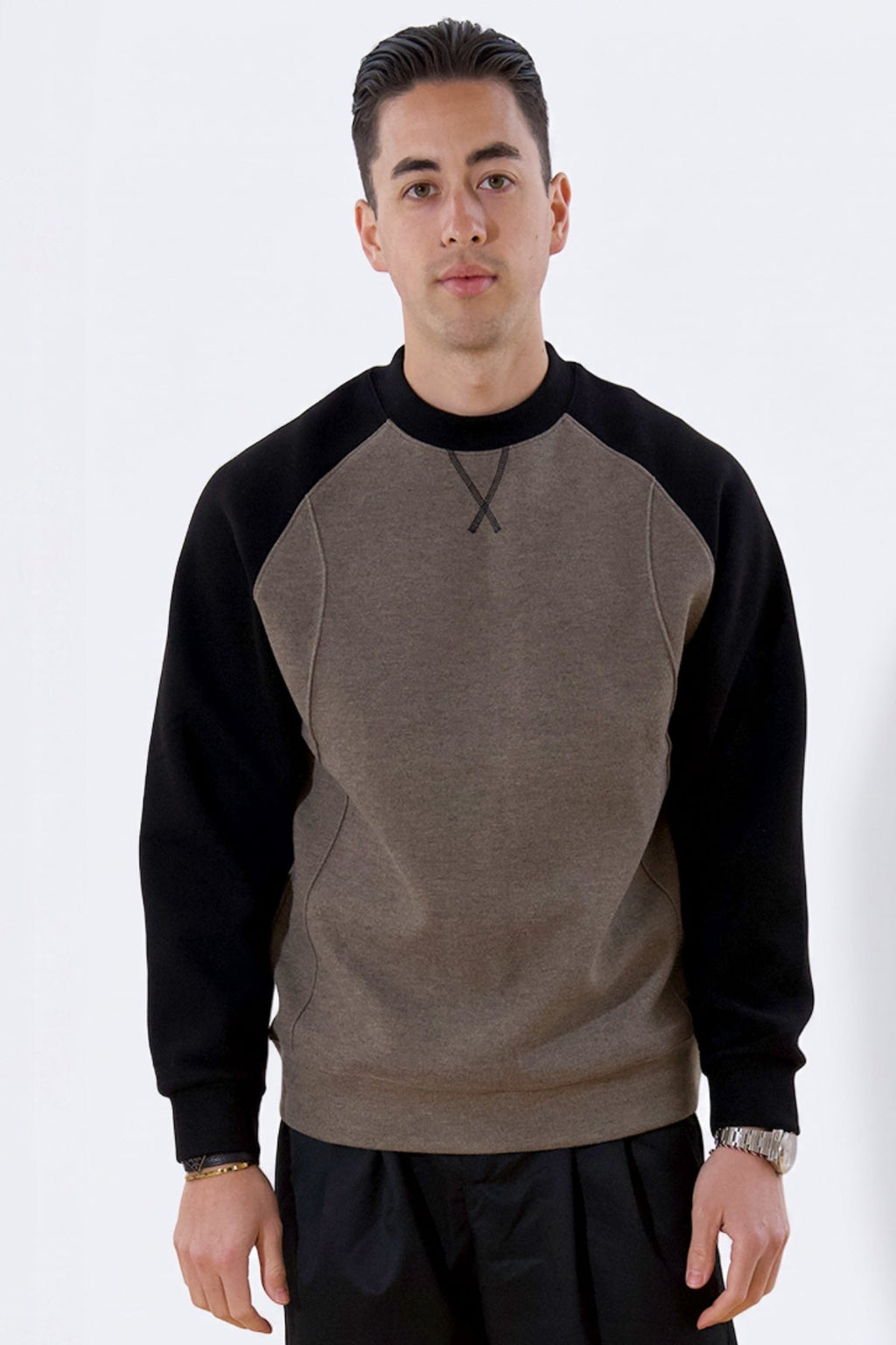 Megztinis su rankovėmis Raglan – Dusty Green