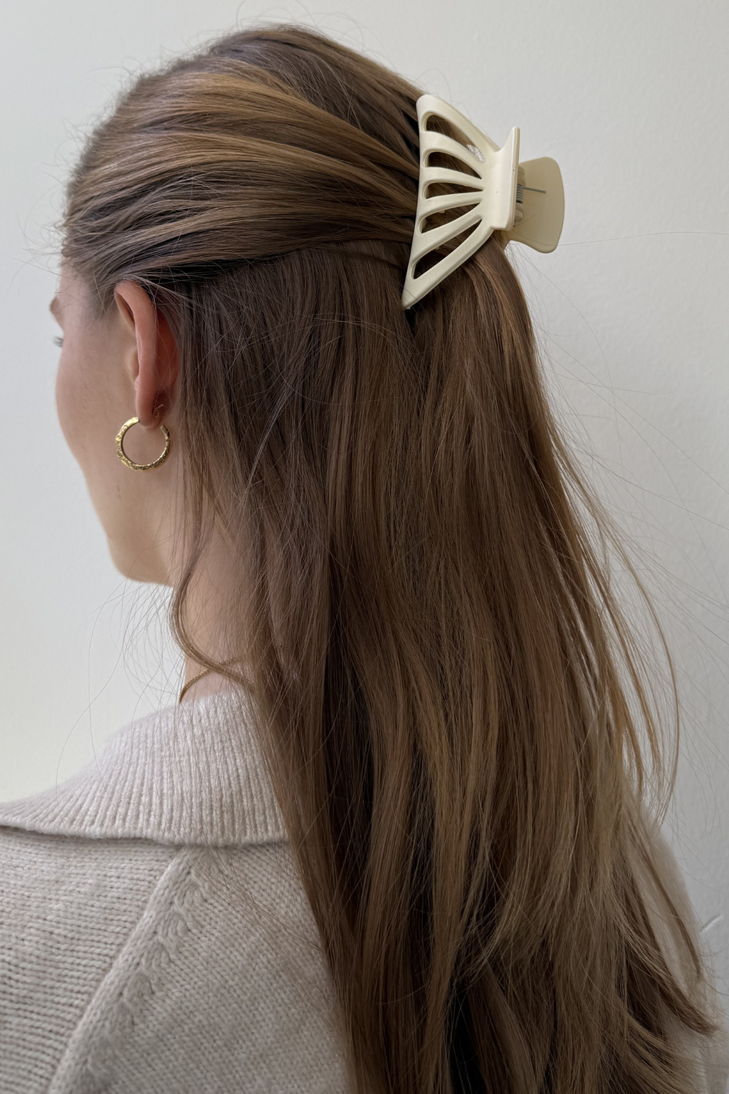 Hollow Claw Clip - Ivory