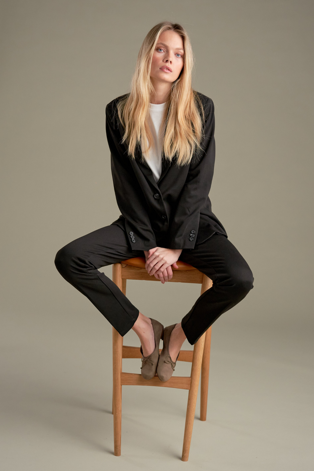 Performance Suit for Women (Black) - Package Deal (V.I.P)