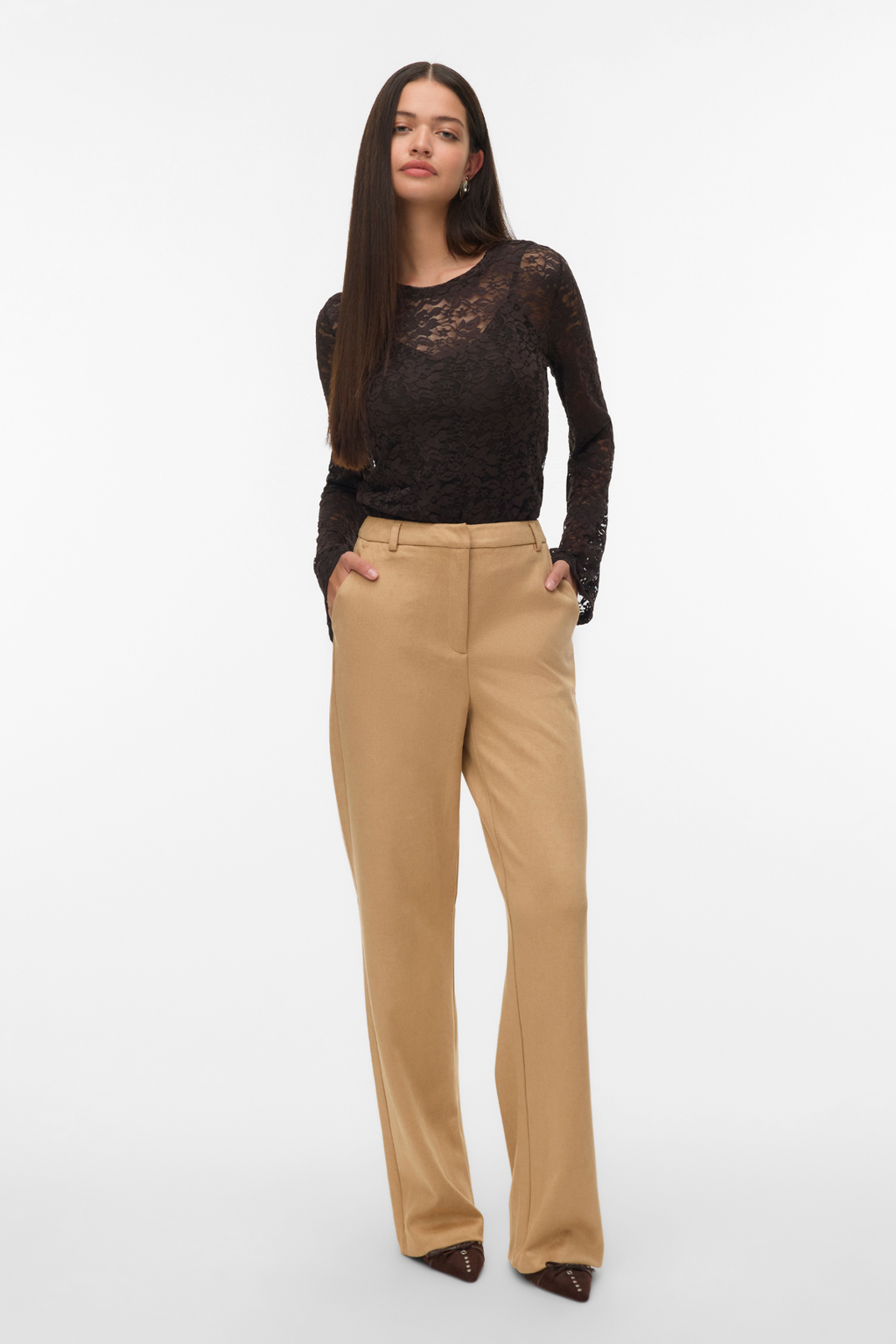 Kanya o kaklo trumpas viršus - šokolado tortas