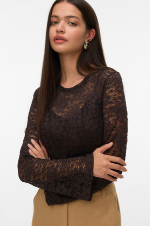 Kanya o kaklo trumpas viršus - šokolado tortas