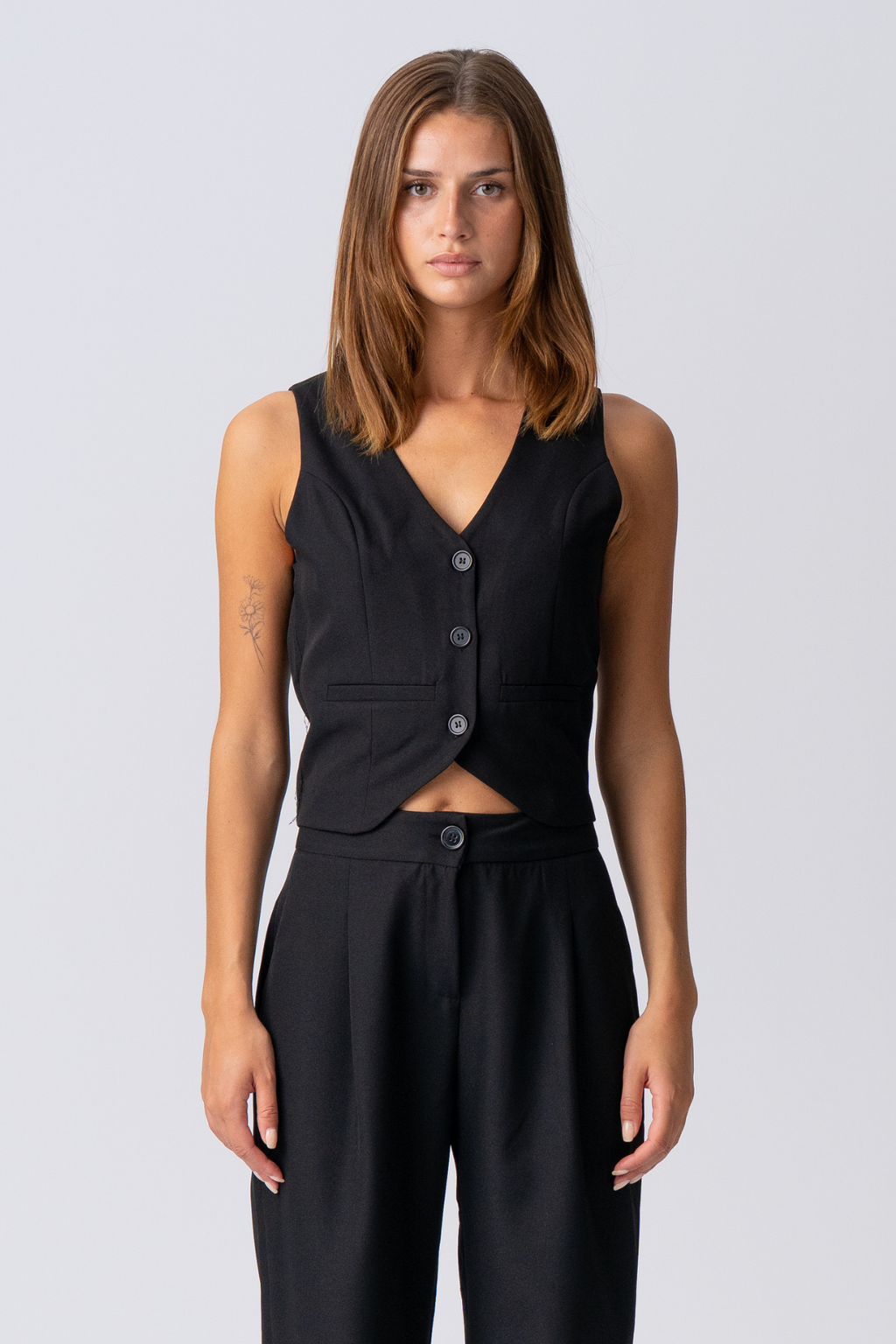 Natalie Vest - Black