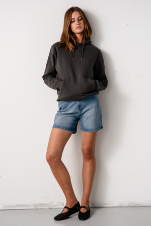 The Original Performance Džinsinis trikotažas Shorts - Vidutinio mėlynumo džinsinis audinys (moteris)