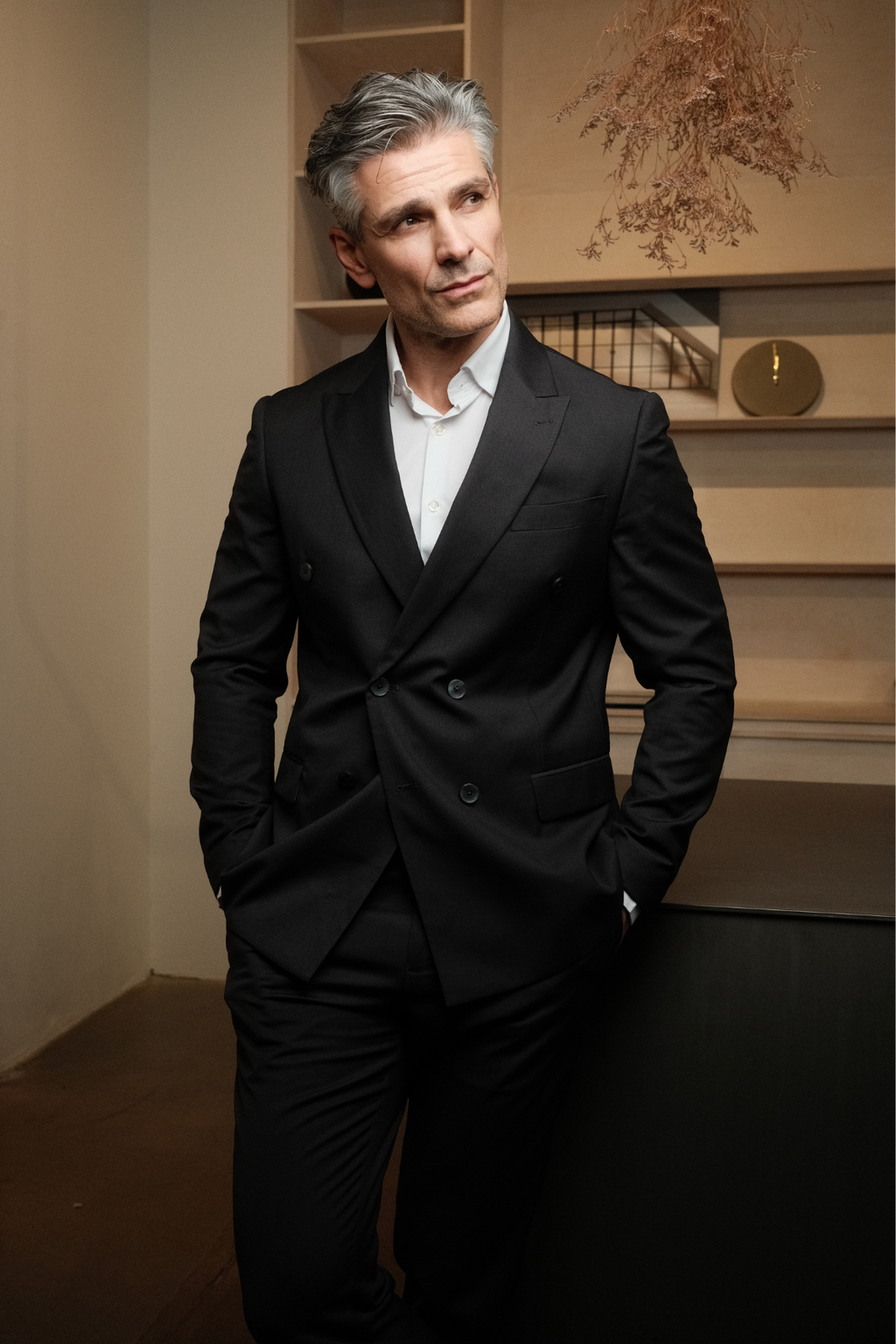 Premium Dvigubas švarkas - juodas