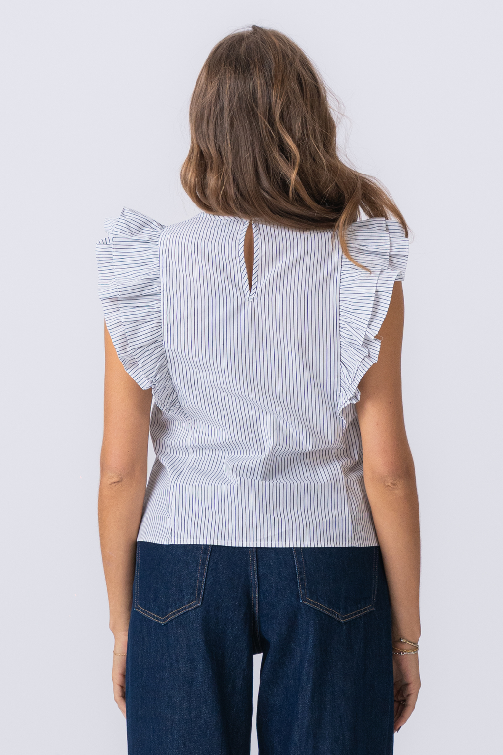 „Aila Top“ - sniego balta / juoda