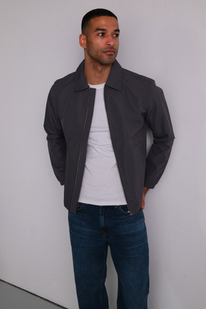 Trumpa striukė su užtrauktuku – pilka