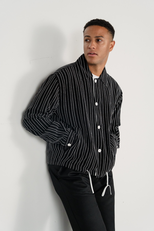 Ezra striukė - juoda