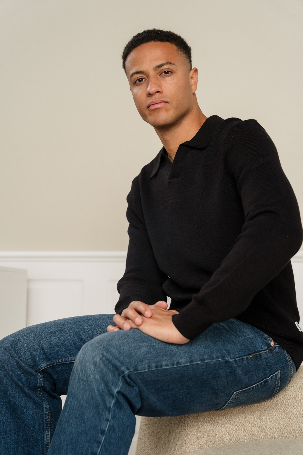 Samuelis Polo megztas - juodas