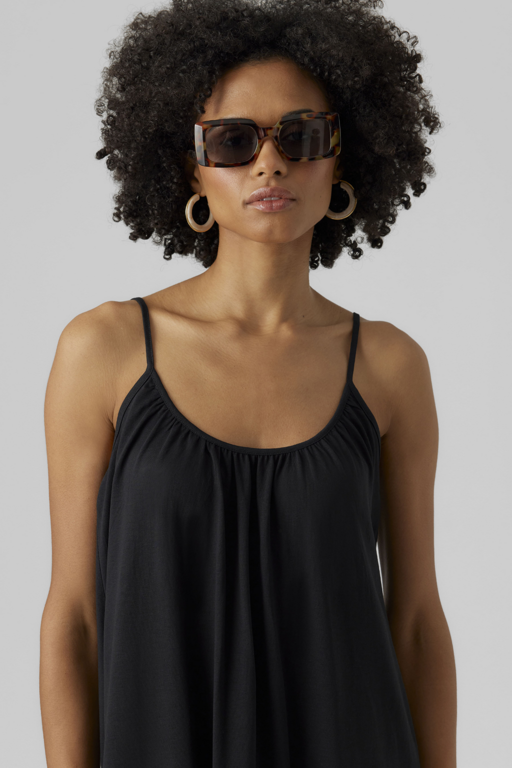 „Luna Singlet“ kulkšnies suknelė - juoda