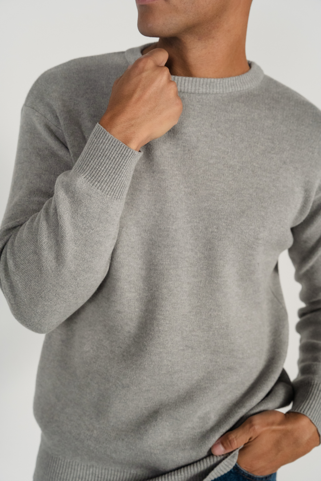 „Crewneck“ megztinis - šviesiai pilka