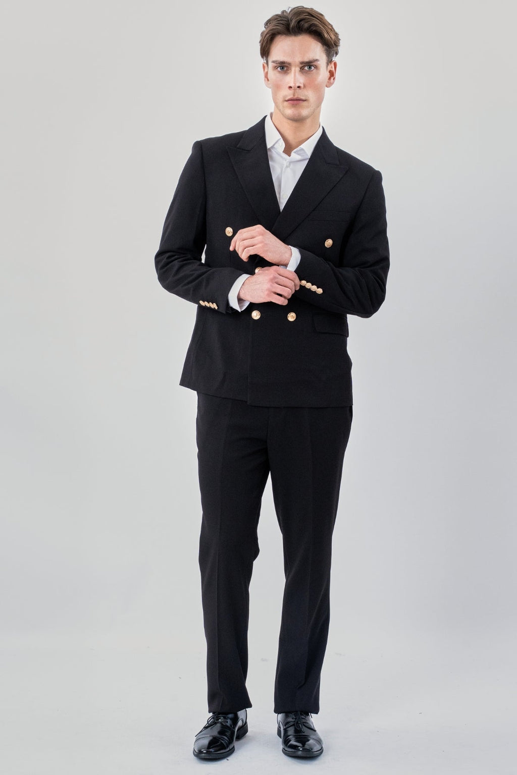 Klasikinis švarkas – juodas