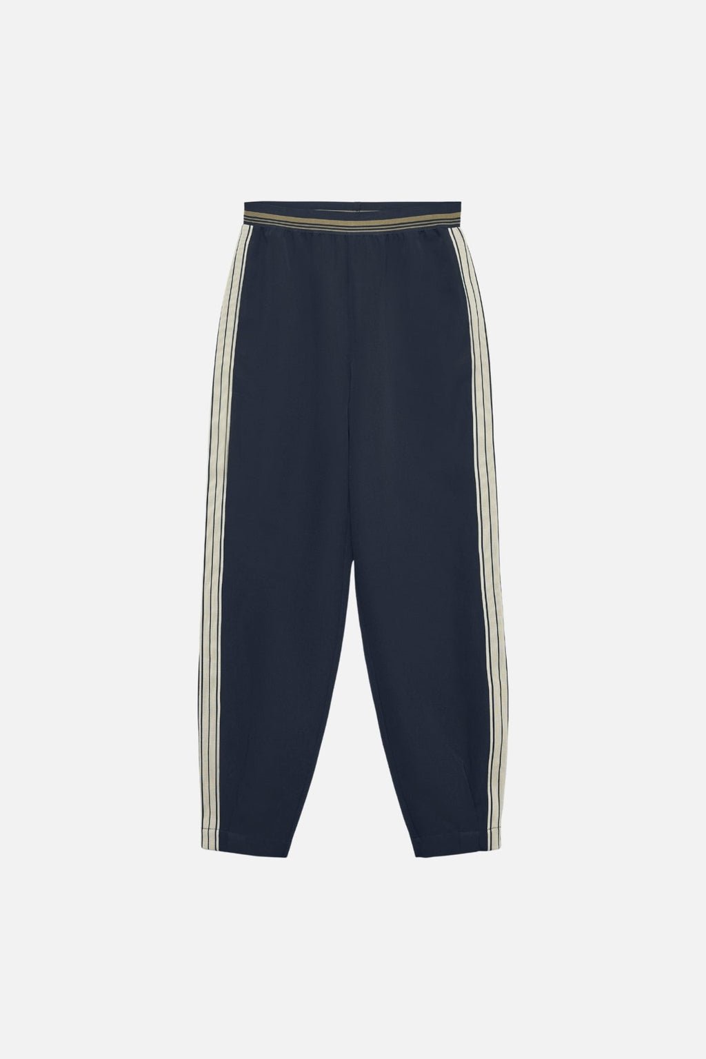 „Somya Pant“ - karinis jūrų laivynas Blazeris