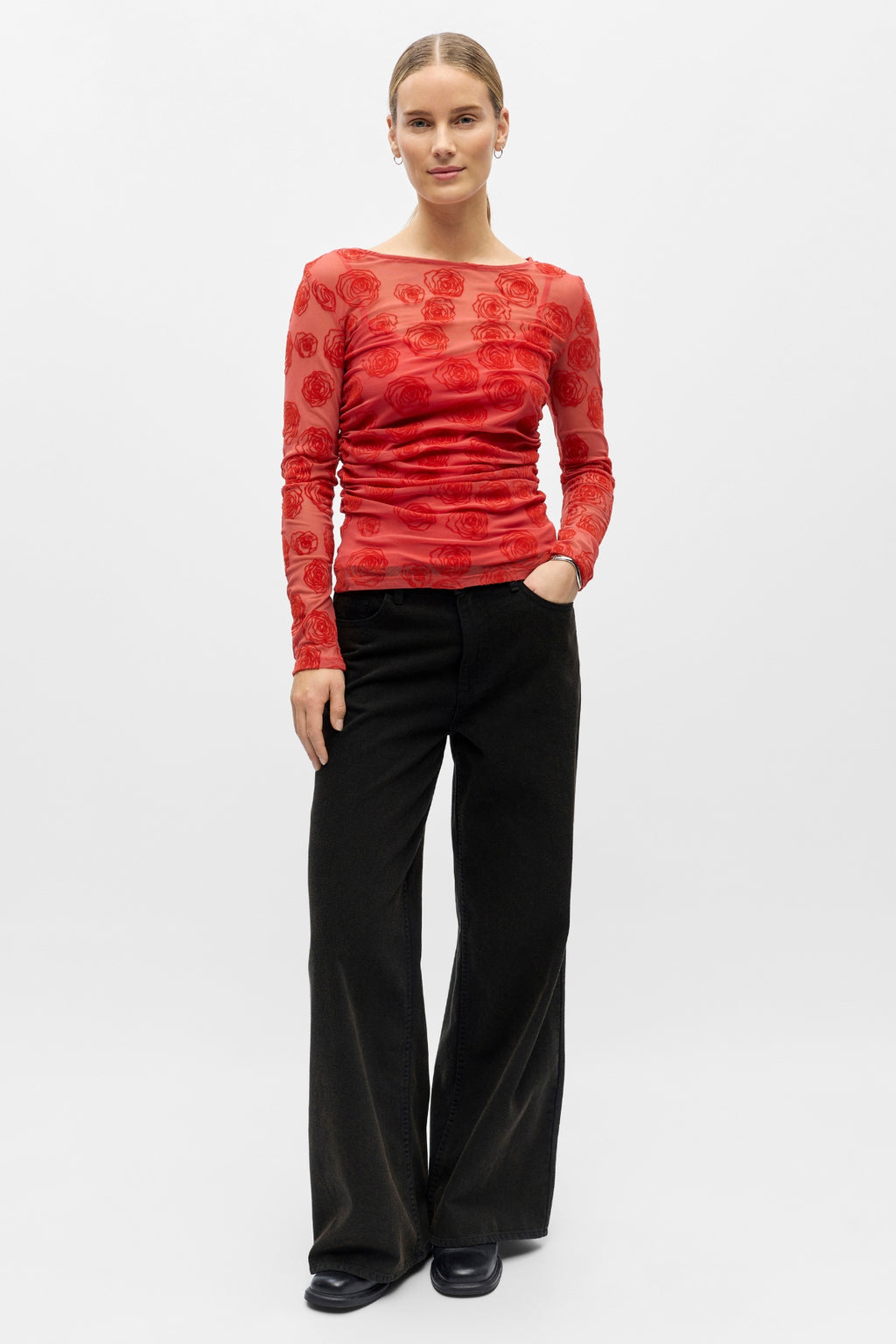 Elodie Top - Spanguolių puansetės rožės