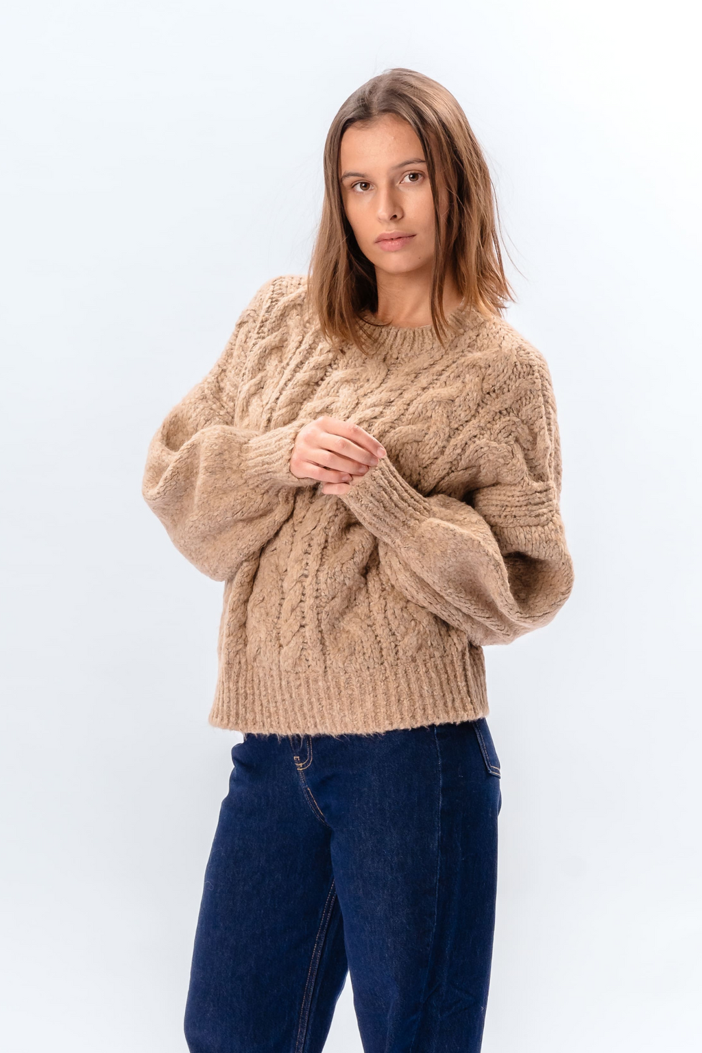 Emma Cable Knit – smėlio spalvos
