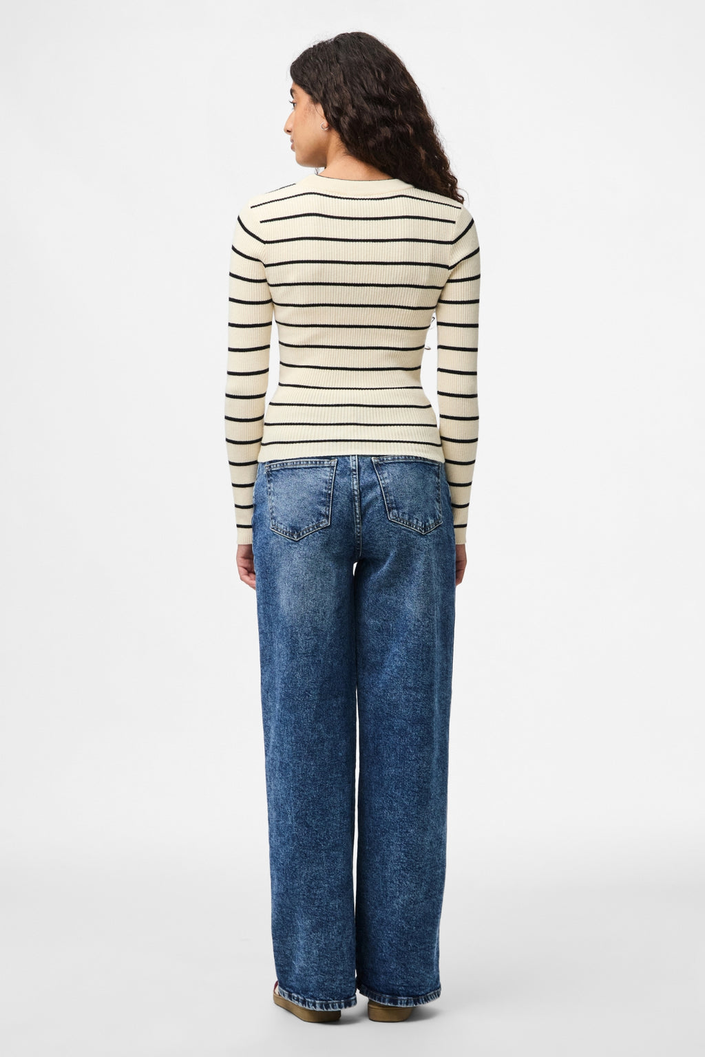 Mira New O-Neck Knit - beržas/juodas