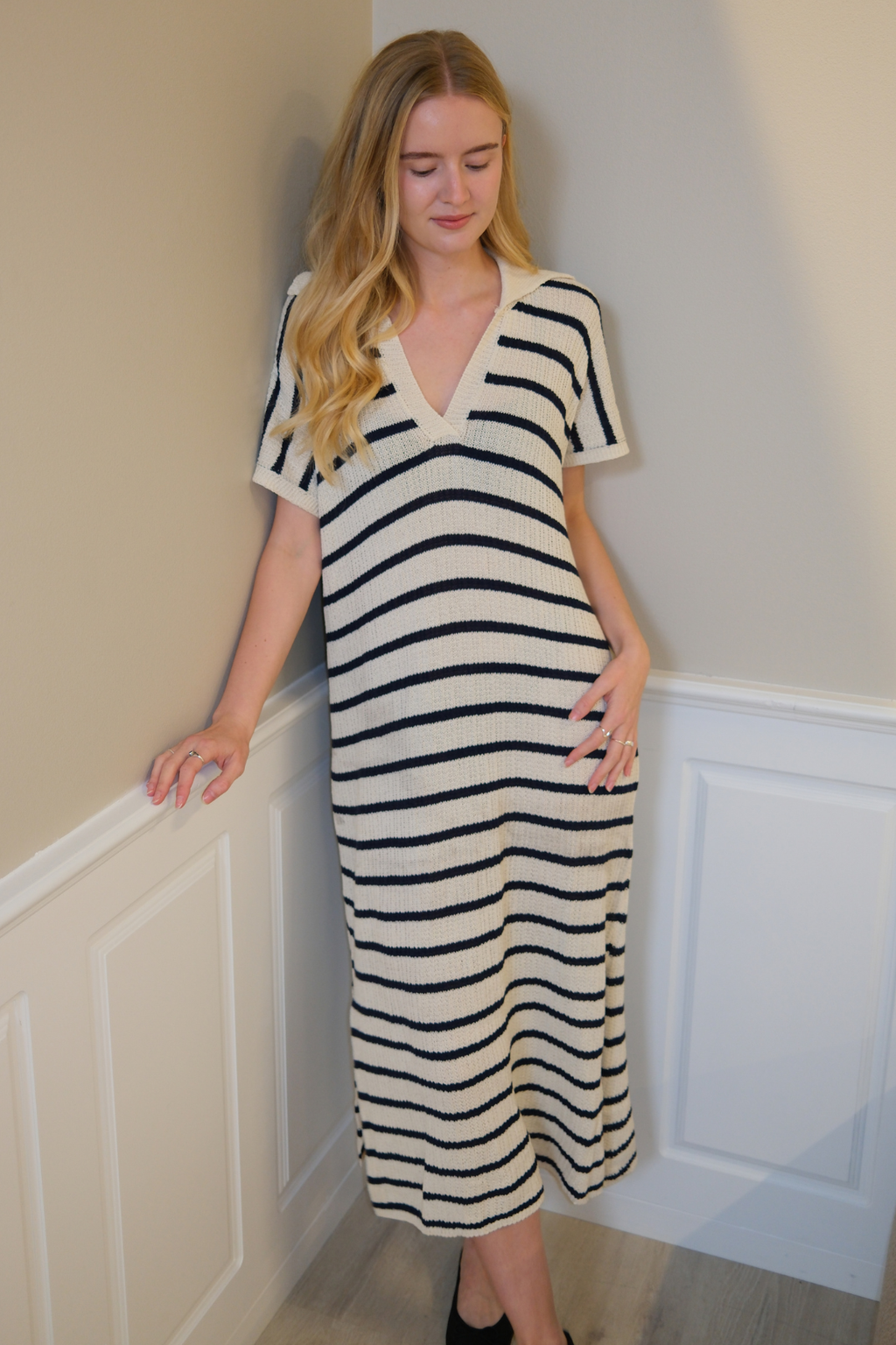 Viktorijos suknelė - balta/karinis jūrų laivynas