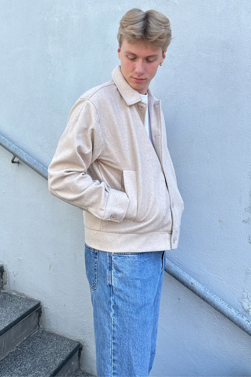 Masono striukė - akmuo