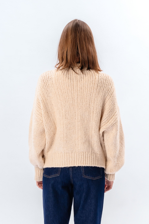 Emma Cable Knit – beveik baltas