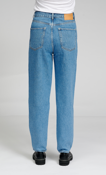 The Original Performance Mom Jeans - Light Blue Denim